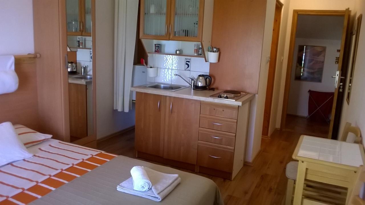 Studios Peric Свети-Стефан Экстерьер фото